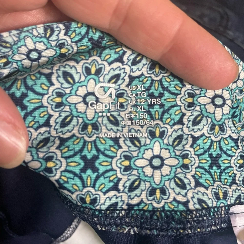 GAP Fit Floral Leggings with Blue Accents‎ XL girls